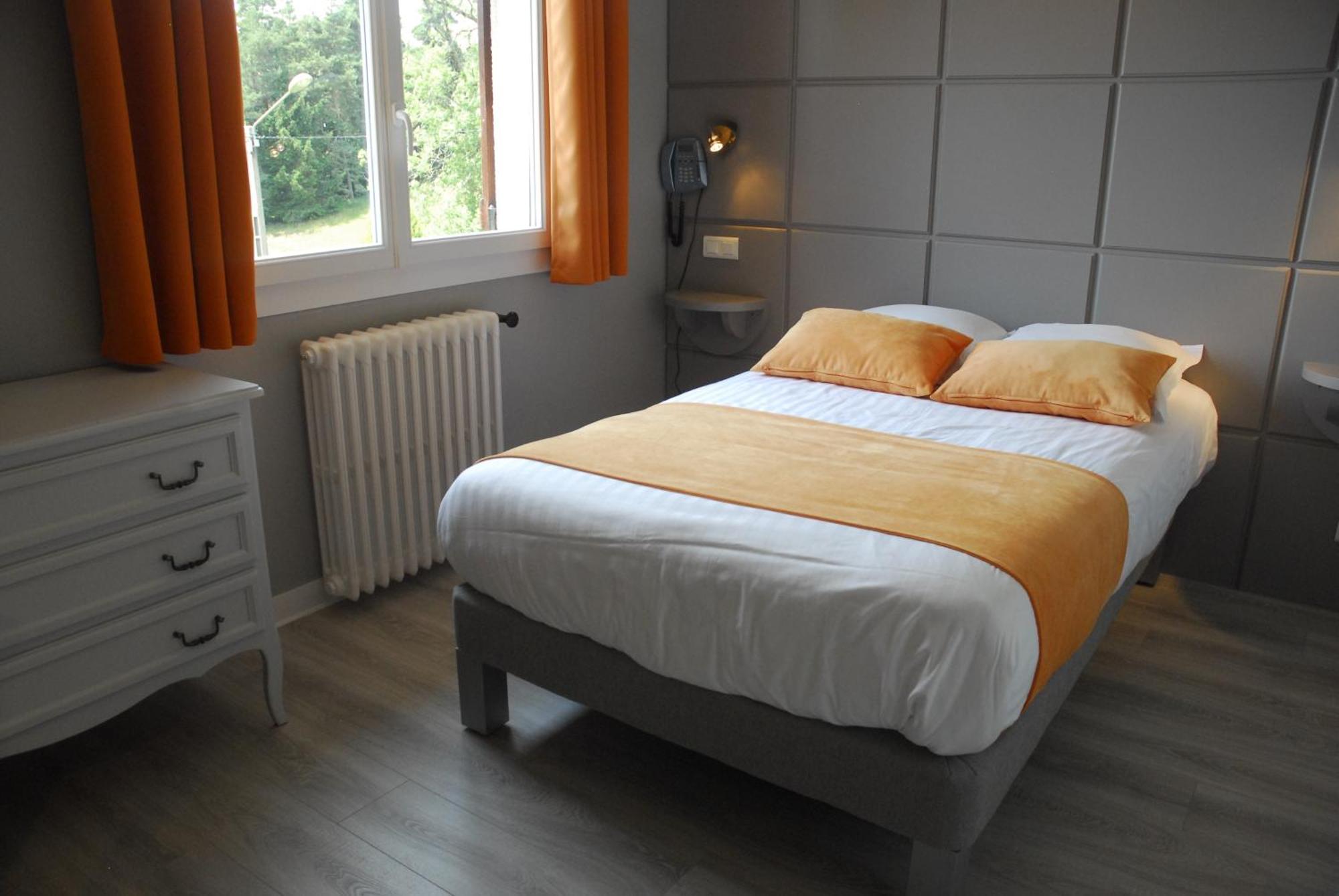 Logis Hotel Le Relais Du Bois Vialotte Le Chambon-sur-Lignon Exterior photo